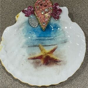 Starfish Design on Naturally Scalloped  Seashell Trinket Dish